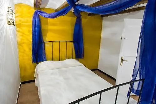 Palace Guesthouse Barcelona Hostel